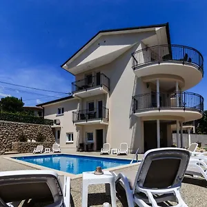 Two Angels With Swimming Pool, - Opatija Ferienhaus Ika